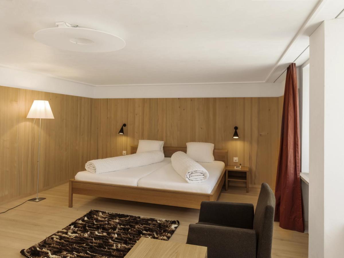 Hotel Alpina Vals Eksteriør bilde