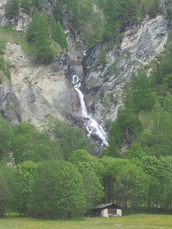 Hotel Alpina Vals Eksteriør bilde